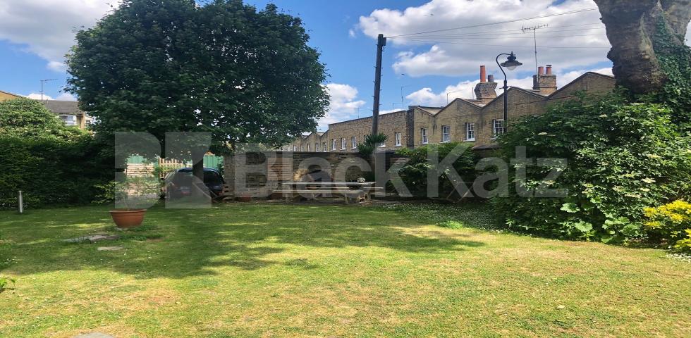 			NEW INSTRUCTION, 2 Bedroom, 1 bath, 1 reception Apartment			 The Old School House Pages Walk, Tower Bridge